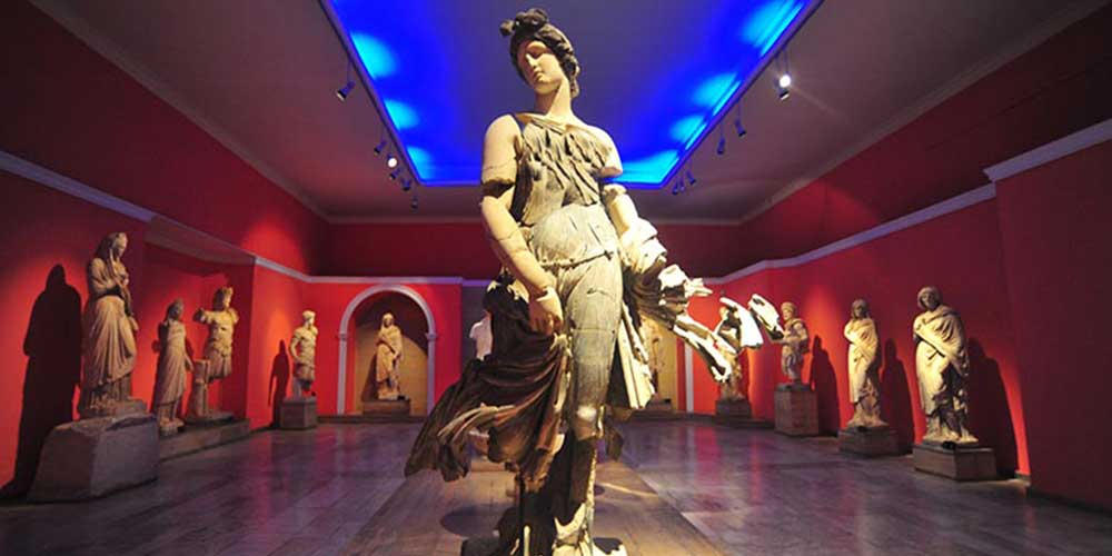 موزه آنتالیا 