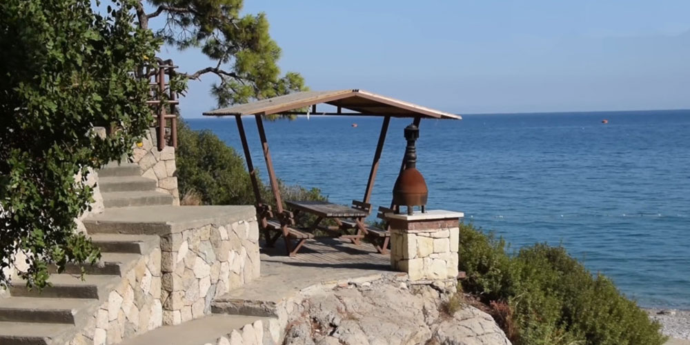 ساحل تاپ چم بیچ آنتالیا Topcam Beach