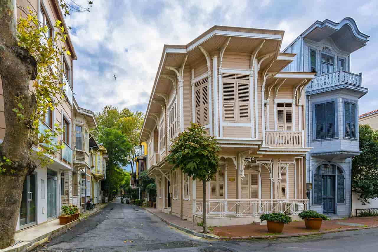 سفر به مدا در کادیکوی